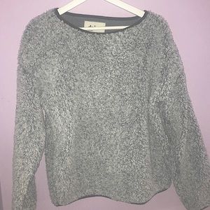 Dylan Fluffy Pullover